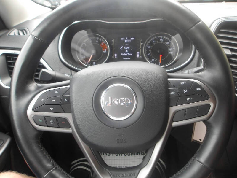 2019 Jeep Cherokee Latitude