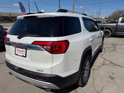 2017 GMC Acadia SLE-2