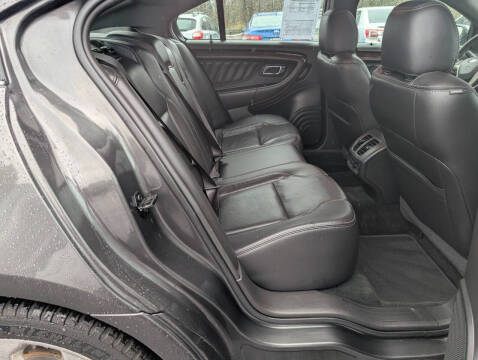 2016 Ford Taurus Limited