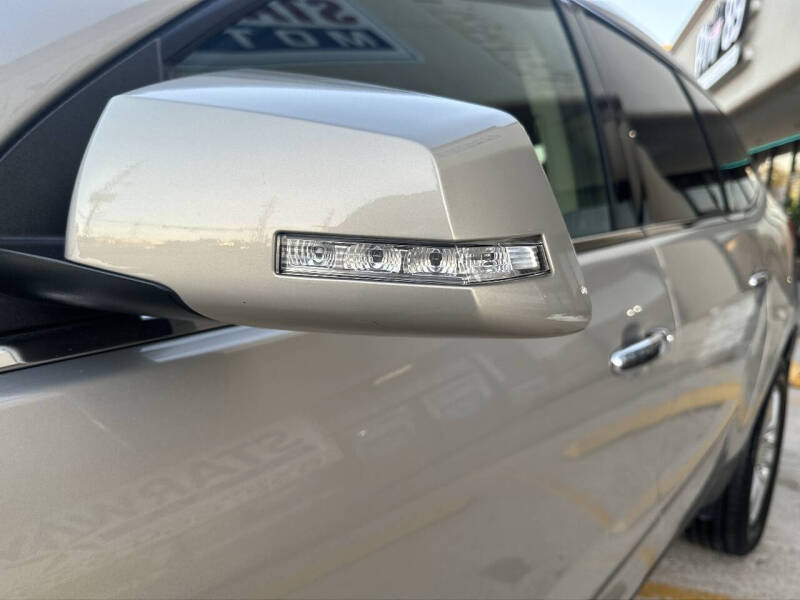 2011 Chevrolet Traverse LTZ