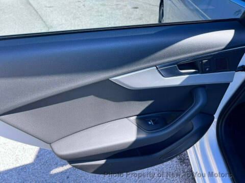 2017 Audi A4 2.0T quattro Premium Plus