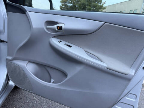 2009 Toyota Corolla LE