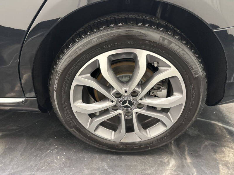 2017 Mercedes-Benz C-Class C 300