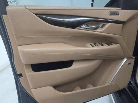 2019 Cadillac Escalade Platinum