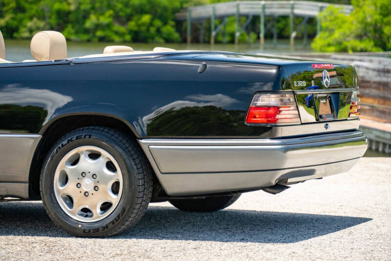 1995 Mercedes-Benz E-Class E 320