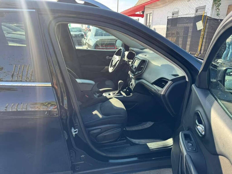 2018 Jeep Cherokee Tech Connect