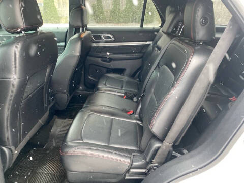 2017 Ford Explorer Sport