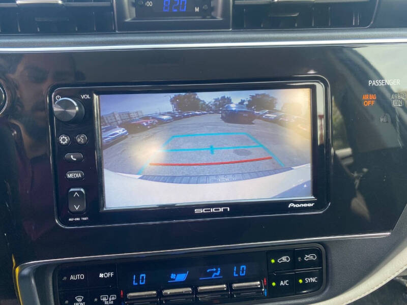 2016 Scion iM