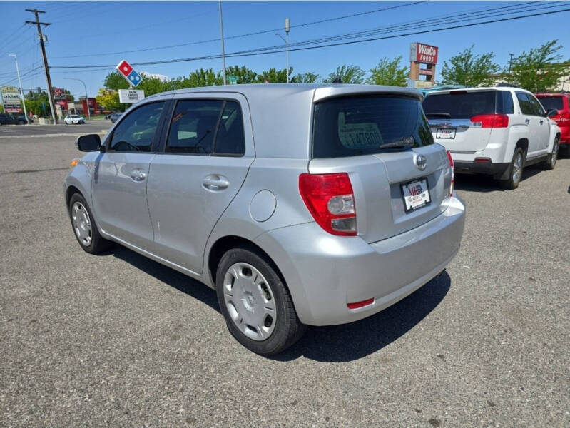 2010 Scion xD