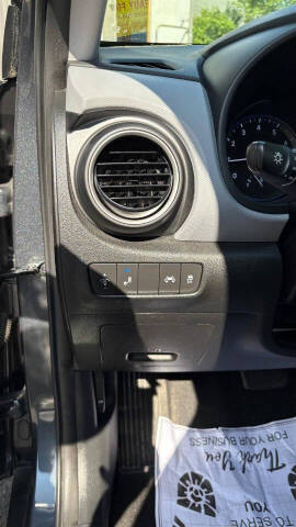 2021 Hyundai Kona SEL