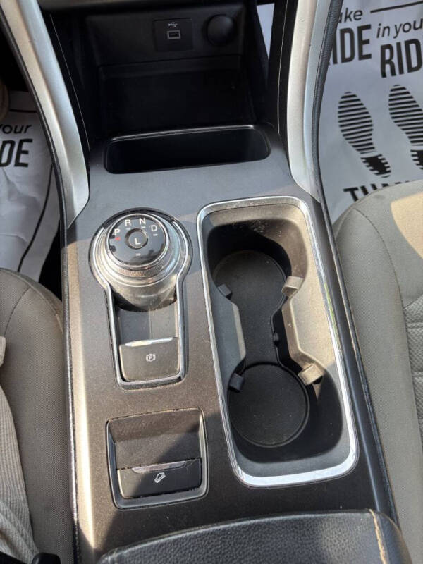 2017 Ford Fusion S