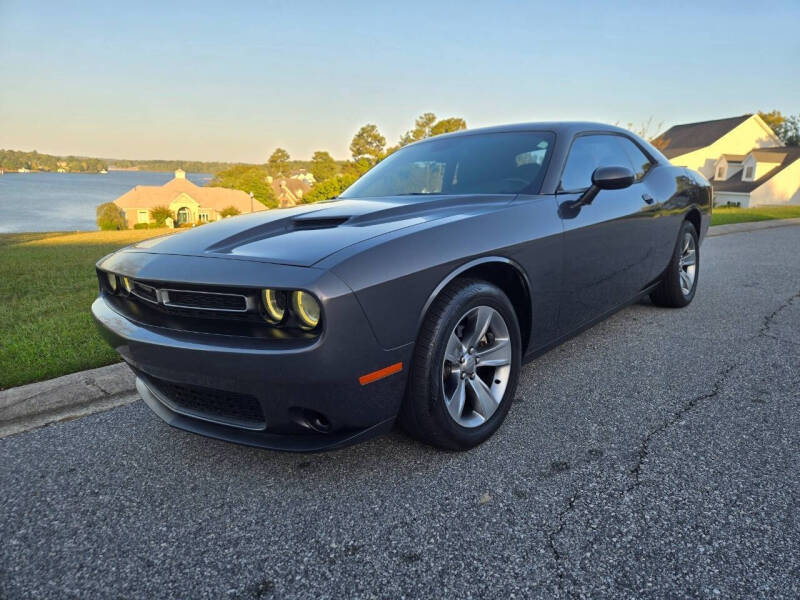 2015 Dodge Challenger SXT