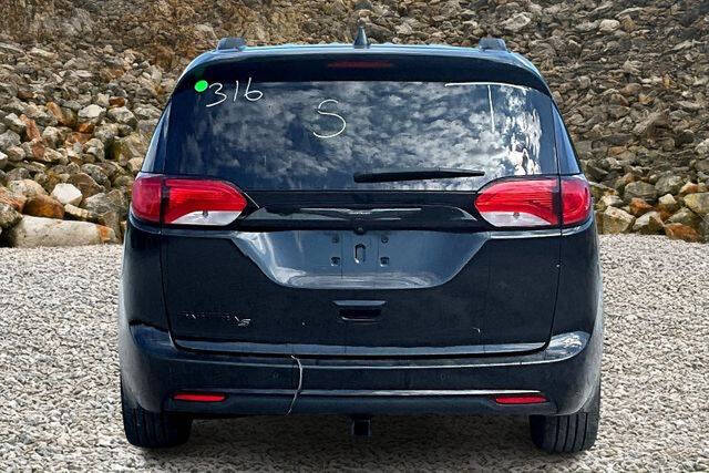 2018 Chrysler Pacifica Touring Plus