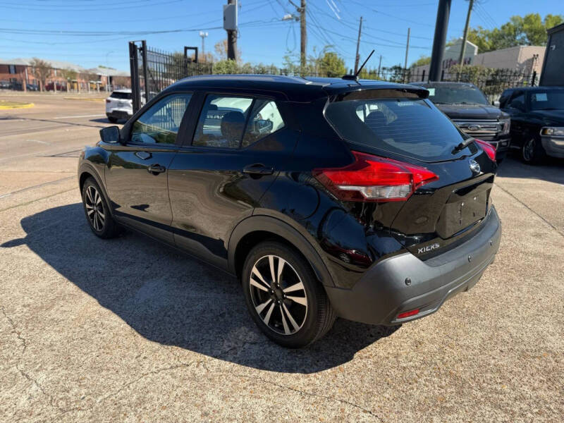 2020 Nissan Kicks SV
