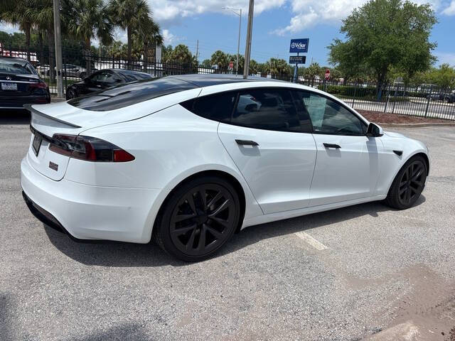 2022 Tesla Model S 19