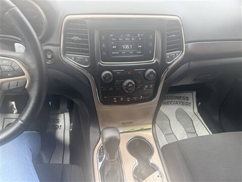 2017 Jeep Grand Cherokee Laredo