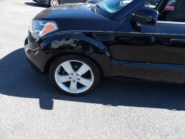 2011 Kia Soul +
