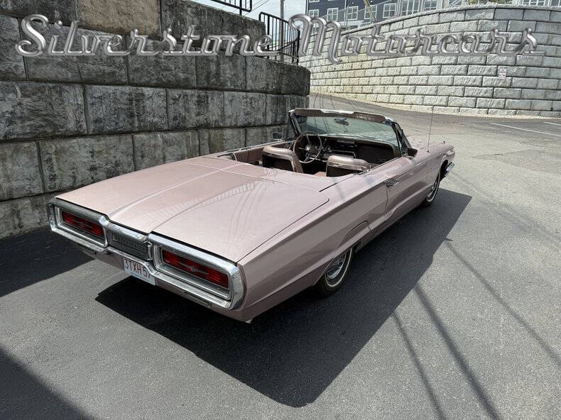 1964 Ford Thunderbird