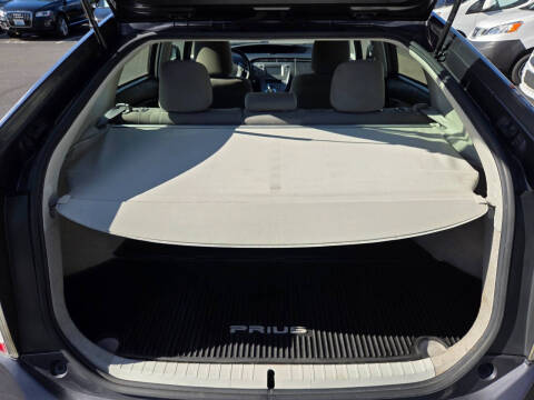 2015 Toyota Prius Two
