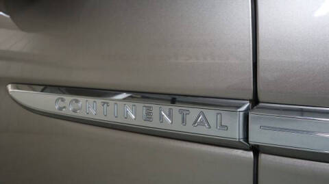 2018 Lincoln Continental Select