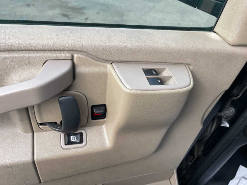 2020 Chevrolet Express 2500