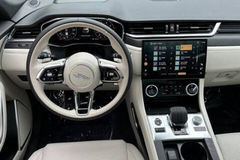 2026 Jaguar F-PACE P400 R-Dynamic S