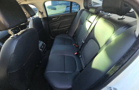 2018 Jaguar XE 25t Premium