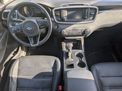 2017 Kia Sorento EX