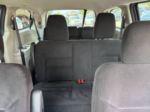 2014 Dodge Grand Caravan American Value Package