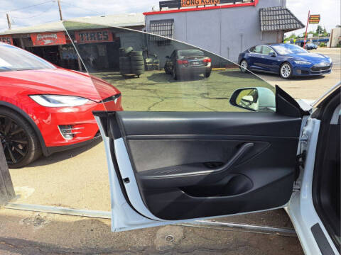 2020 Tesla Model 3 Standard Range Plus
