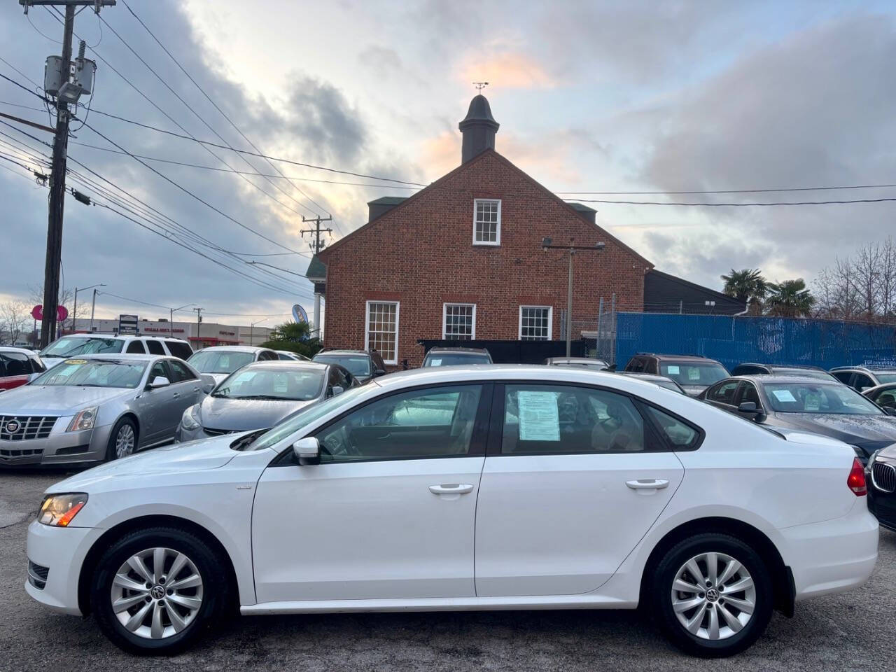 2015 Volkswagen Passat for sale at Auto Nation in Norfolk, VA