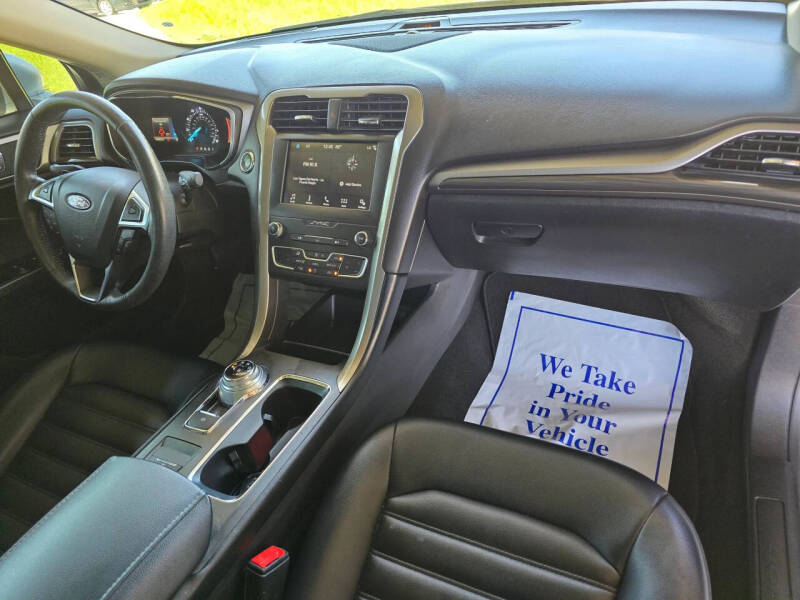 2019 Ford Fusion SEL