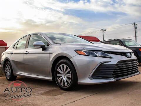 2022 Toyota Camry Hybrid for sale at Seth Wadley Chevy Perry in Perry OK