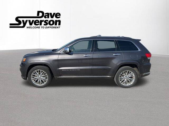 Used 2017 Jeep Grand Cherokee Summit with VIN 1C4RJFJT2HC772106 for sale in Albert Lea, Minnesota