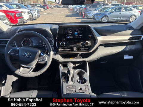 2026 Toyota Highlander XLE