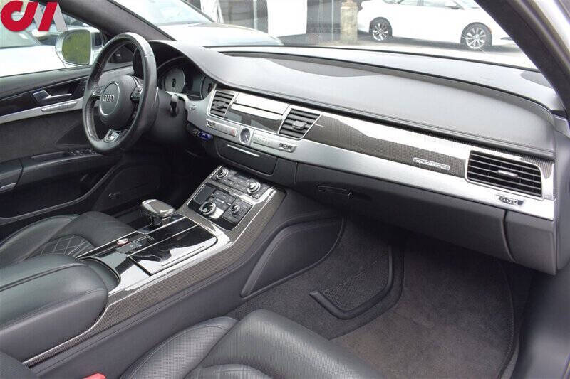 2013 Audi S8 4.0T quattro