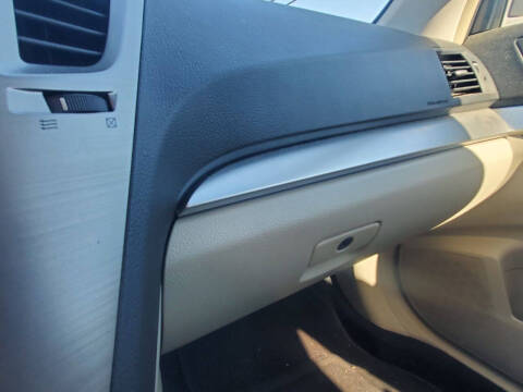 2011 Subaru Outback 2.5i Premium