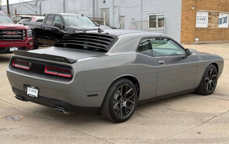 2017 Dodge Challenger R/T