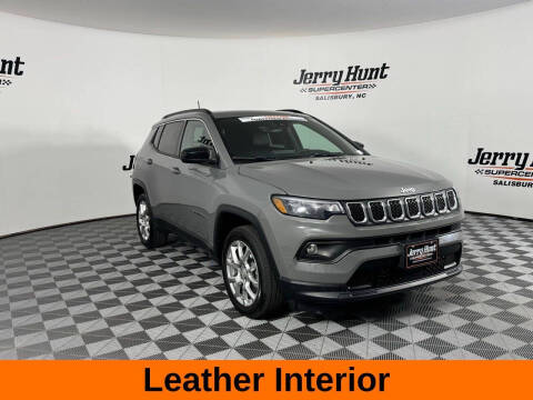 2023 Jeep Compass Latitude Lux