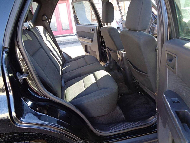 2009 Ford Escape XLT