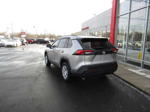 2019 Toyota RAV4 LE