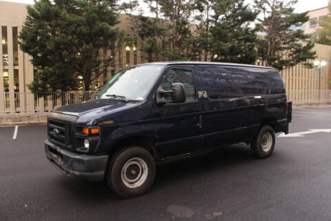 2013 Ford E-Series E-350 SD