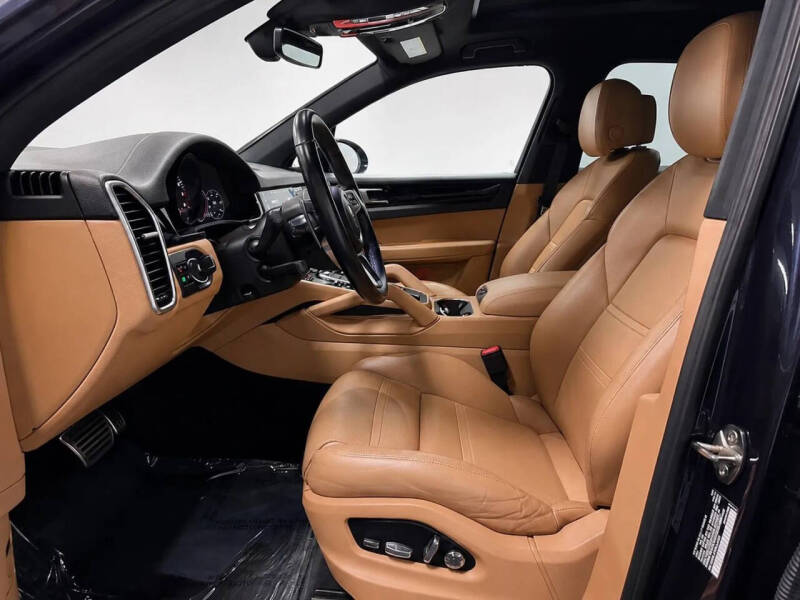 2019 Porsche Cayenne S