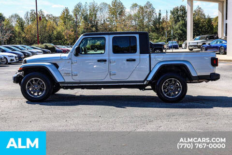 2023 Jeep Gladiator Overland