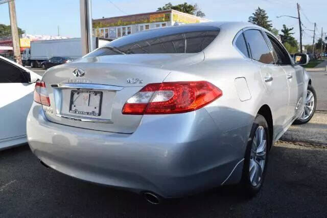 2011 Infiniti M37 x