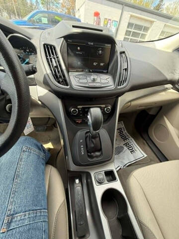 2015 Ford Escape SE