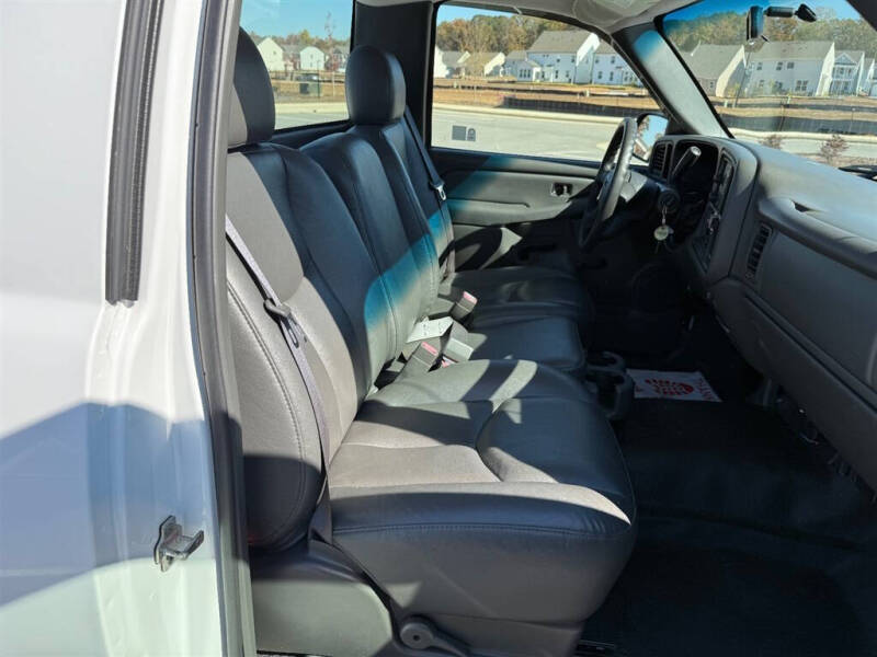 2005 GMC Sierra 2500HD SLE