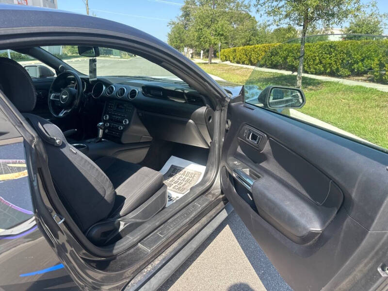 2018 Ford Mustang EcoBoost