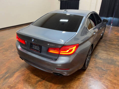 2017 BMW 5 Series 540i