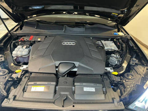 2023 Audi Q7 quattro Premium 55 TFSI